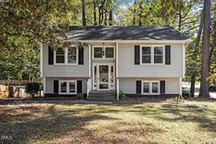 100 Brook Rock Ln, Garner, NC 27529 - Photo 4