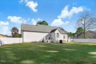 22 Quebec Dr, Selma, NC 27576 - Photo 6