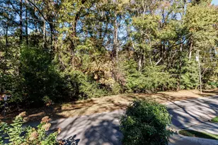 1332 Banbury Rd, Raleigh, NC 27607 - Photo 44