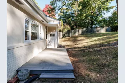 1332 Banbury Road, Raleigh, NC 27607 - Photo 32