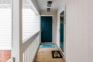 1221 Renshaw Ct, Cary, NC 27518 - Photo 4