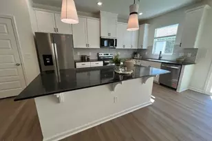 117 Gamay Dr, Chapel Hill, NC 27516 - Photo 2