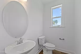 7 E Victoria Ridge Dr, Selma, NC 27576 - Photo 8