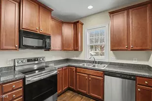 242 Sugar Maple Ave, Wake Forest, NC 27587 - Photo 2