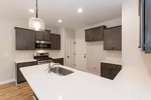 1020 Raven St, Durham, NC 27704 - Photo 6