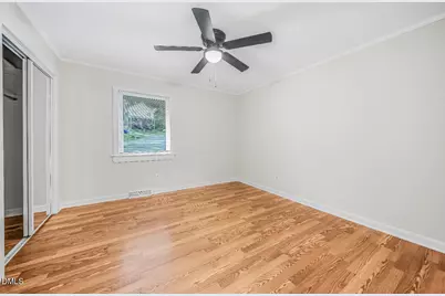 201 Howell Street #300a, Chapel Hill, NC 27514 - Photo 12