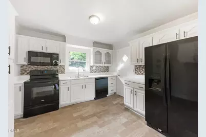 3901 Hartwell Road, Fayetteville, NC 28304 - Photo 6