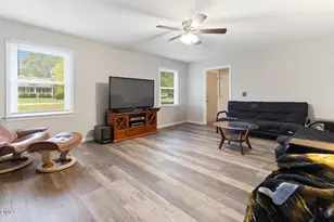 306 1st St, Broadway, NC 27505 - Photo 4