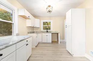 1105 Dabney Dr, Henderson, NC 27536 - Photo 8