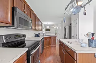 2810 Wyntercrest Ln, Durham, NC 27713 - Photo 8