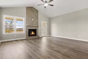 88 Tee Dr, Selma, NC 27576 - Photo 4