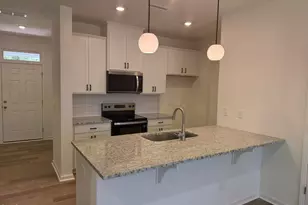 210 Parker Ln, Mebane, NC 27302 - Photo 2