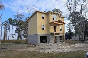 328 Tooley St, Belhaven, NC 27810 - Photo 2