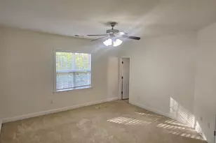 138 W Savannah Rdg Rd, Holly Springs, NC 27540 - Photo 10