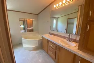 910 Vanco Mill Rd, Henderson, NC 27537 - Photo 14