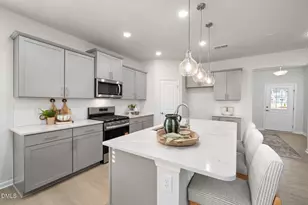 300 Bridle Brk Wy, Fuquay Varina, NC 27526 - Photo 6