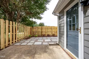 6901 Saxby Ct, Raleigh, NC 27613 - Photo 34