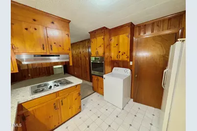 105 Sunset Circle, Henderson, NC 27536 - Photo 8