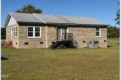 130 Fitzgerald Road, Selma, NC 27576 - Photo 4