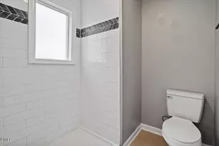 816 Peyton St, Raleigh, NC 27610 - Photo 22