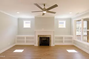 2321 Hilltop Bluffs Ct, Fuquay-Varina, NC 27526 - Photo 20