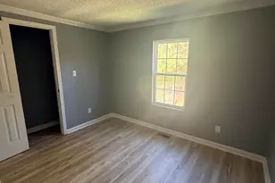 485 Lemay Ln, Henderson, NC 27537 - Photo 8
