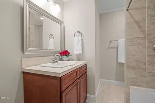 6423 New Market Way, Raleigh, NC 27615 - Photo 16