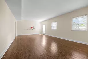 6423 New Market Way, Raleigh, NC 27615 - Photo 6