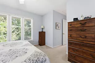 2831 Edridge Ct, Raleigh, NC 27612 - Photo 12