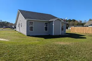 100 Reebe Cir, Selma, NC 27576 - Photo 18