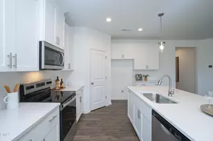 340 Providence Crk Dr, Fuquay Varina, NC 27526 - Photo 14