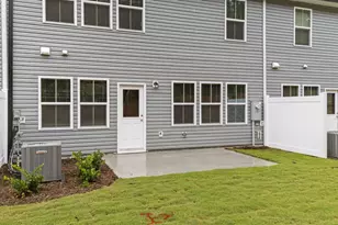 3504 Pelican Ln, Durham, NC 27703 - Photo 6