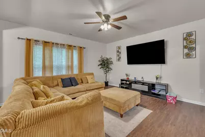 111 S Rose Hill Drive, Clayton, NC 27520 - Photo 10