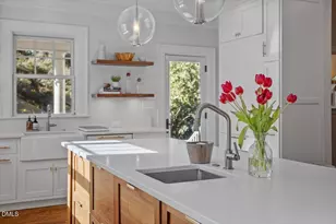 1015 Harvey St, Raleigh, NC 27608 - Photo 18