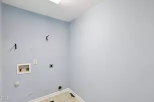 1212 Southgate Dr, Raleigh, NC 27610 - Photo 20