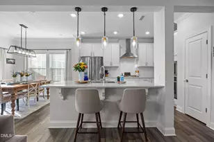 121 Cassada Ct, Holly Springs, NC 27540 - Photo 6