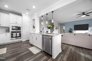 121 Cassada Ct, Holly Springs, NC 27540 - Photo 10