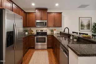 2306 Stoney Spring Dr, Raleigh, NC 27610 - Photo 4