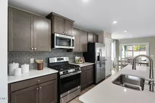 1009 Knickerbocker Ln, Youngsville, NC 27596 - Photo 4