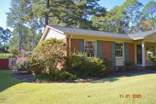 102 E Stevens St, Smithfield, NC 27577 - Photo 4