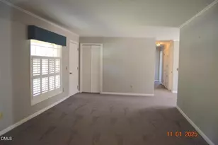 102 E Stevens St, Smithfield, NC 27577 - Photo 6