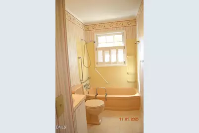 102 E Stevens Street, Smithfield, NC 27577 - Photo 16