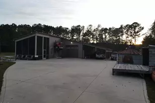 5671 Stewart Rd, Wade, NC 28395 - Photo 22