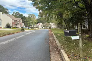 9600 Center Cross Ct, Raleigh, NC 27617 - Photo 2