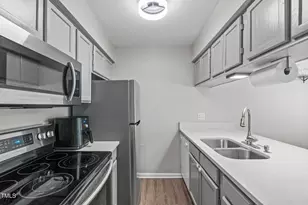 405 Gooseneck Dr, Cary, NC 27513 - Photo 10