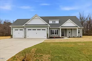 404 Creeks Edge Dr, Pikeville, NC 27863 - Photo 4