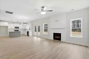 404 Creeks Edge Dr, Pikeville, NC 27863 - Photo 8