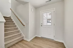 13 E Emily Gardens Dr, Selma, NC 27576 - Photo 6