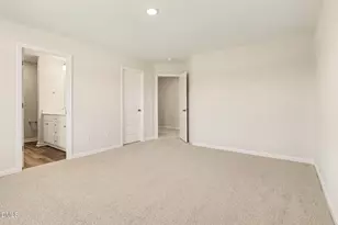 21 E Emily Gardens Dr, Selma, NC 27576 - Photo 28