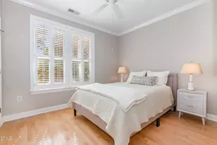 1120 Parkridge Ln, Raleigh, NC 27605 - Photo 30